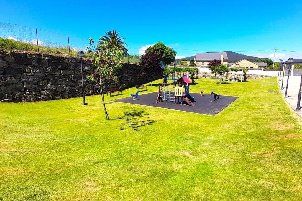 Apartamento Playa Foz Con Jardin Y Piscina Apartment Bagian luar foto
